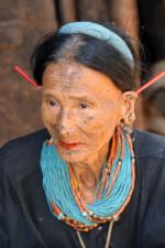 Konjak Woman with earpearcings